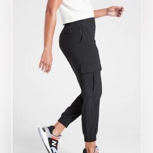 Athleta Chelsea utility women jogger size 8
